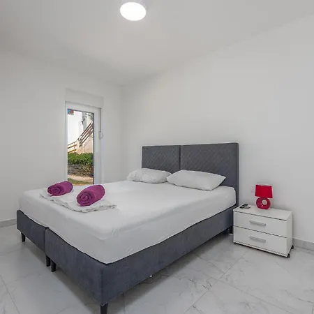 Awesome In With Wifi 度假居 *