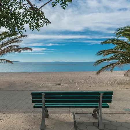 Awesome In With Wifi 波弗加纳